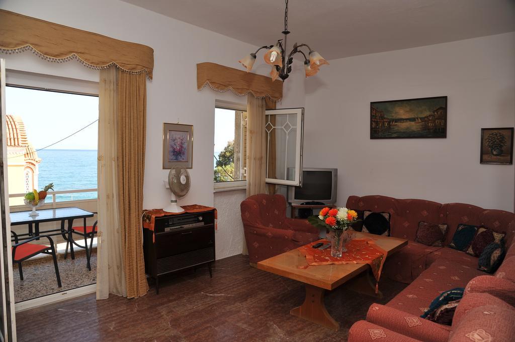 Apartment Froso On The Beach Ρέθυμνο Δωμάτιο φωτογραφία